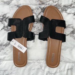 NWT Sonoma Sandals